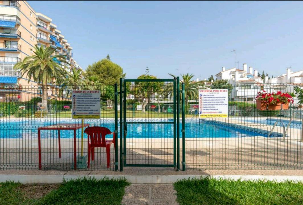 Mar Del Sur Apartment Benalmadena Exterior photo